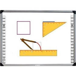 Інтерактивна дошка INTECH RE82A