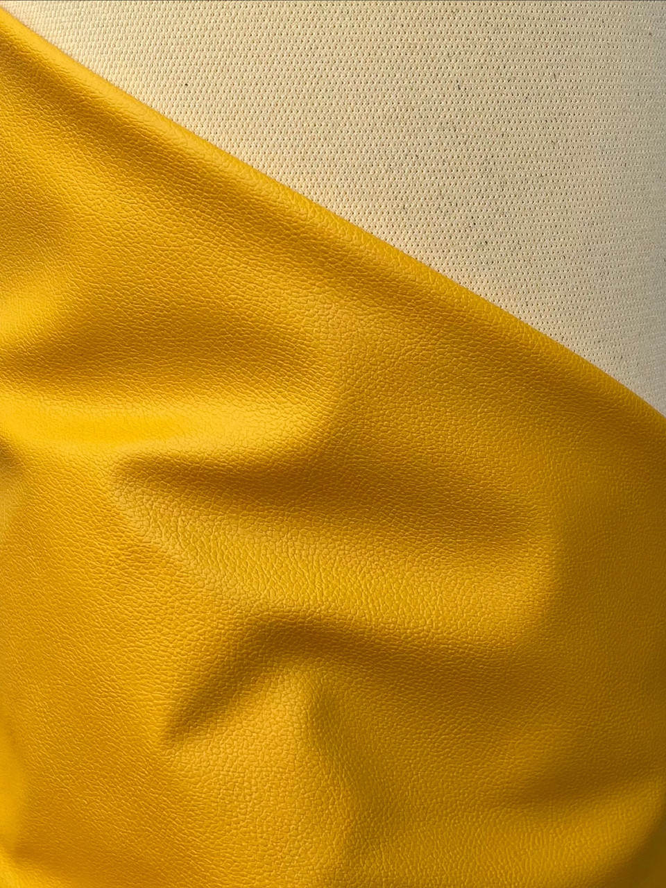 Шкірзам оббивний ЖОЛТИЙ для меблів