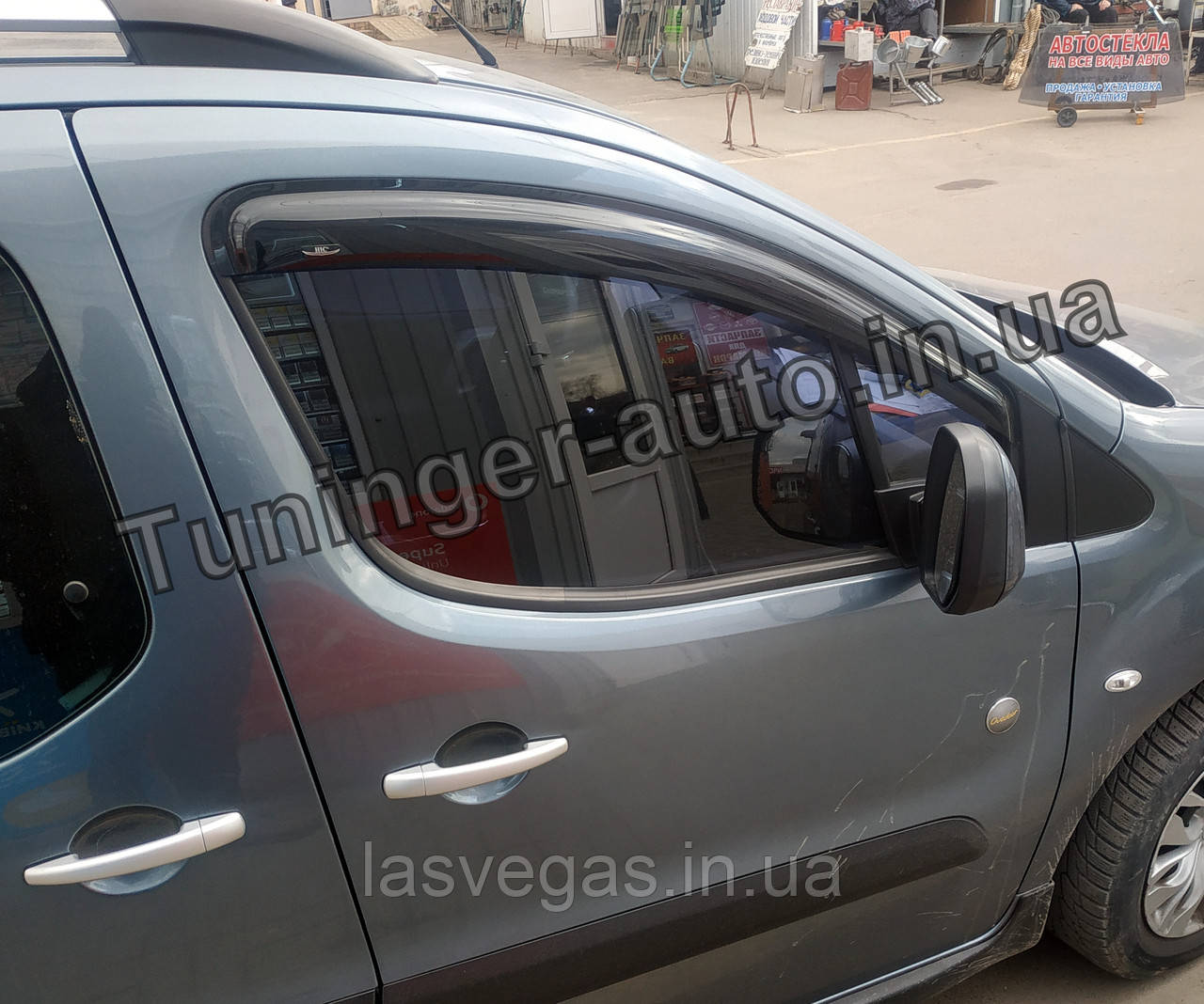 Вітровики, дефлектори вікон Peugeot Partner/Citroen Berlingo 2008-> (Hic)