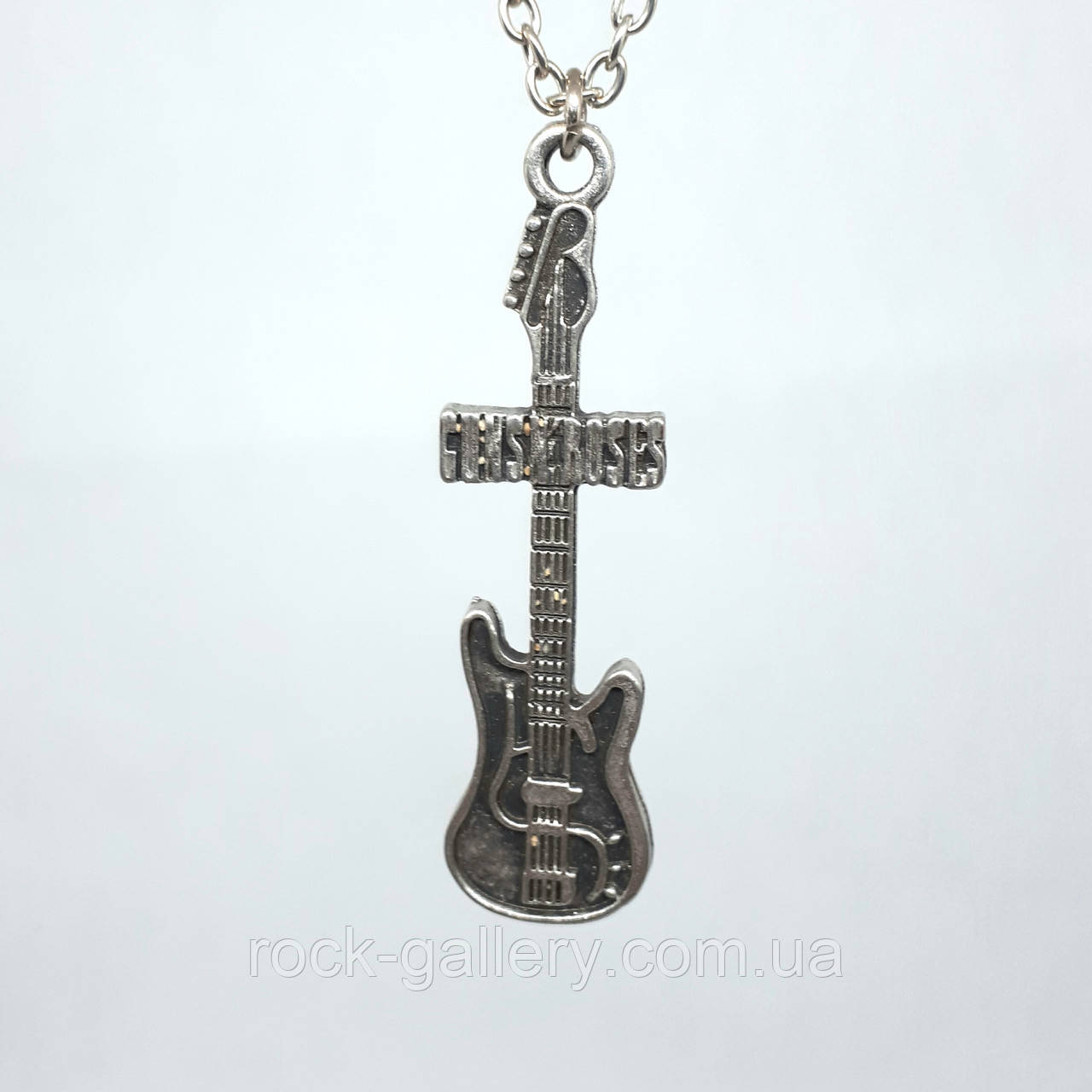 Кулон "Guns n Roses"