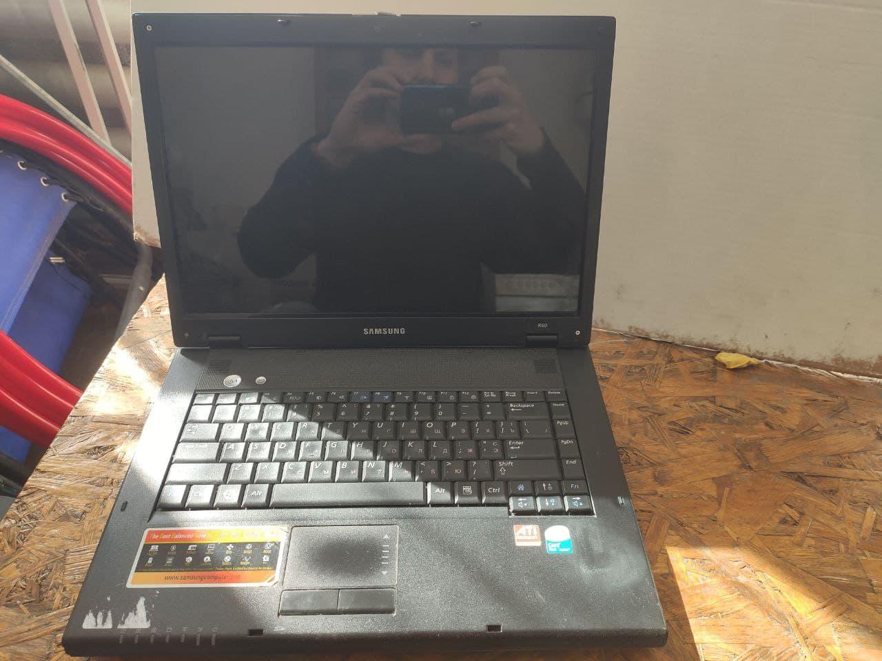 Ноутбук на запчастини Samsung r60