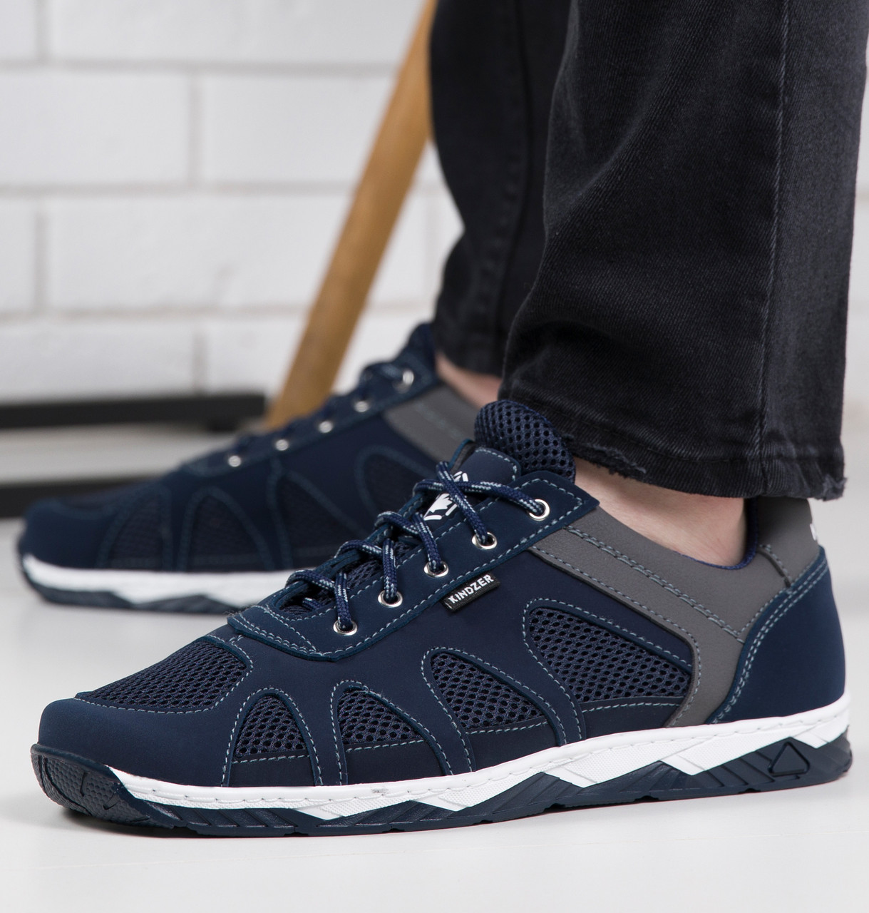 Кросівки чоловічі сітка сині 41р