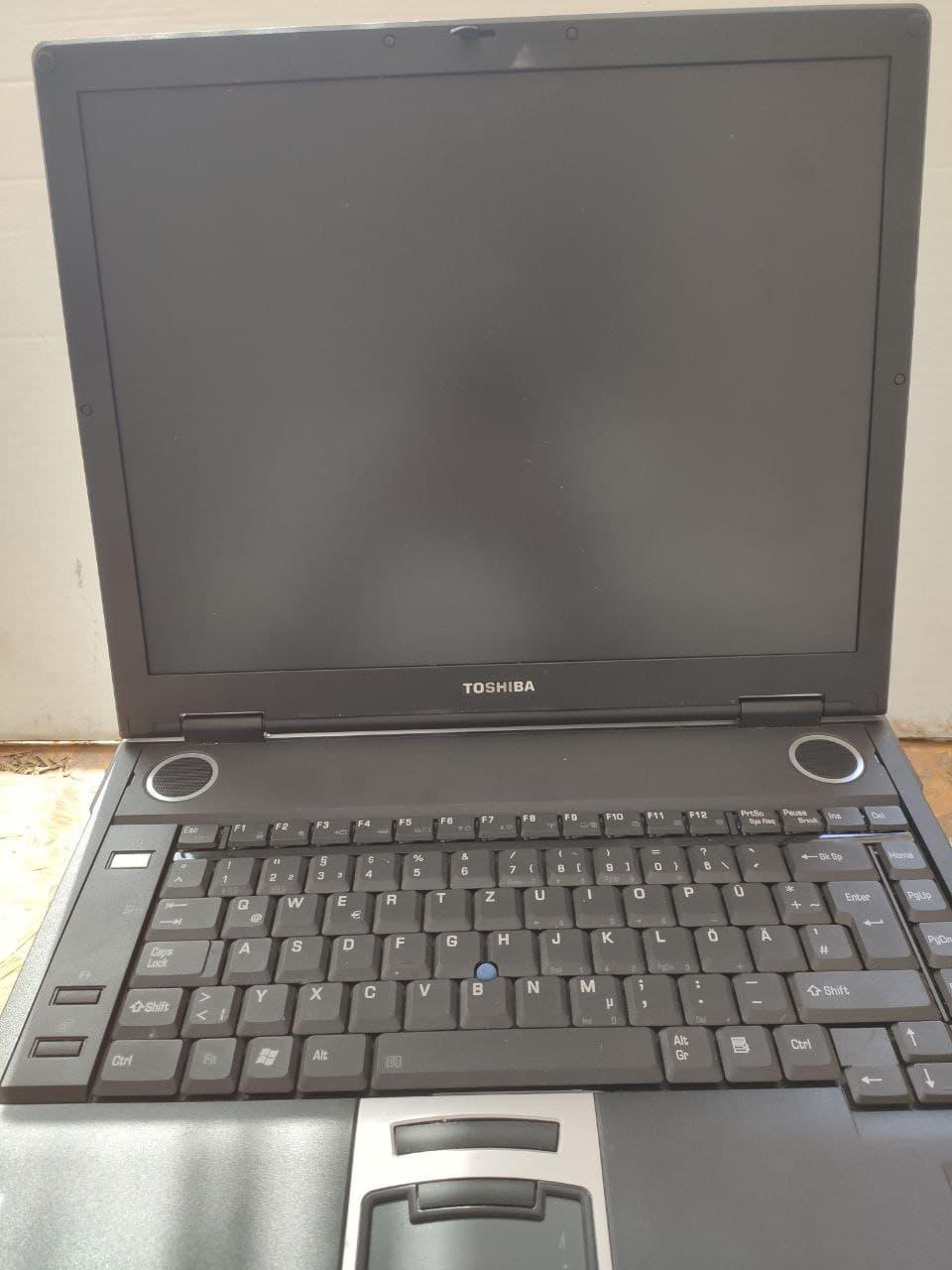 Ноутбук на запчастини Toshiba tesra s4