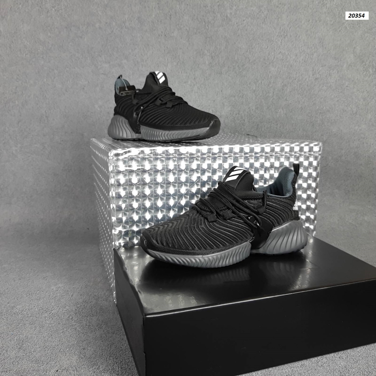 Кросівки жіночі купити Adidas Alphabounce Instinct