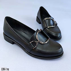 Жіночі чорні шкіряні туфлі- лофери 39 р-р