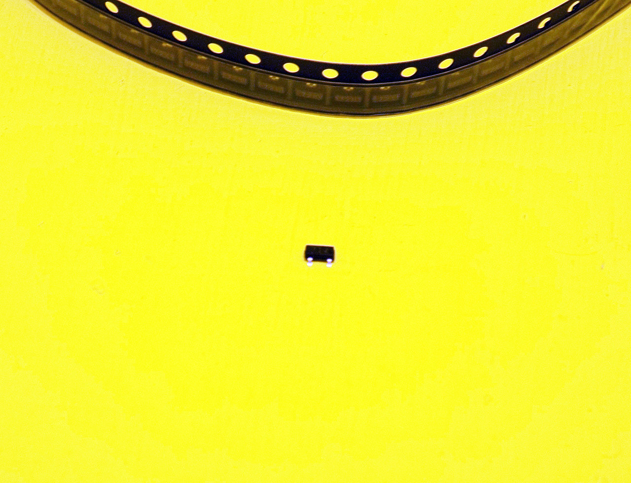 DTC114EUA SMD NPN 50V 50мA SOT-23-3
