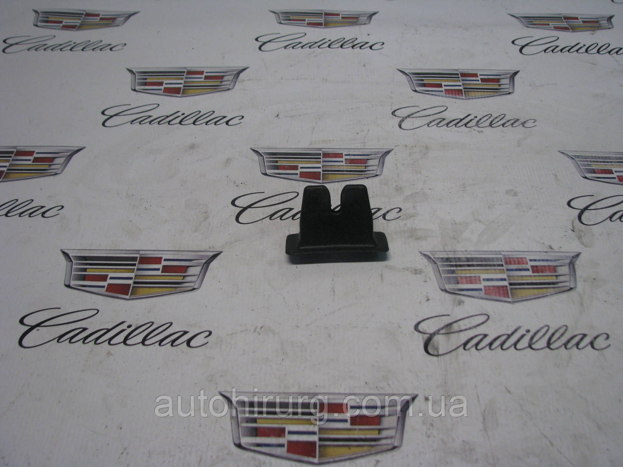 Накладка на замок багажника Cadillac ATS