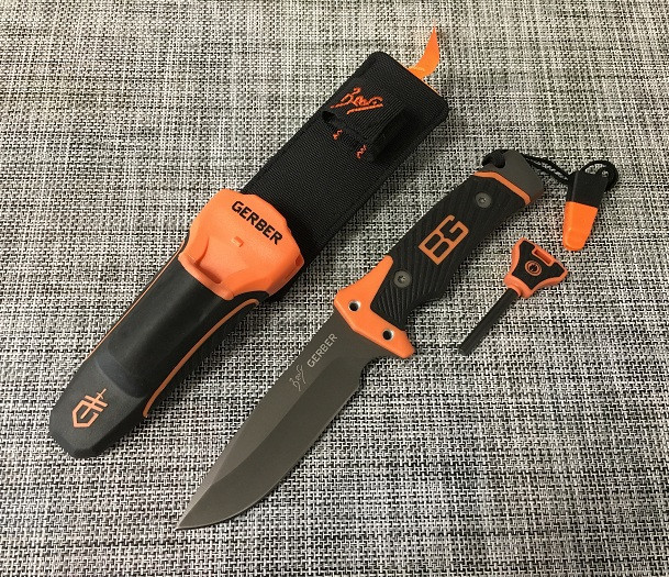 Мисливський ніж Gerber 6581112А з кресалом і свистком / 25см / АК-209