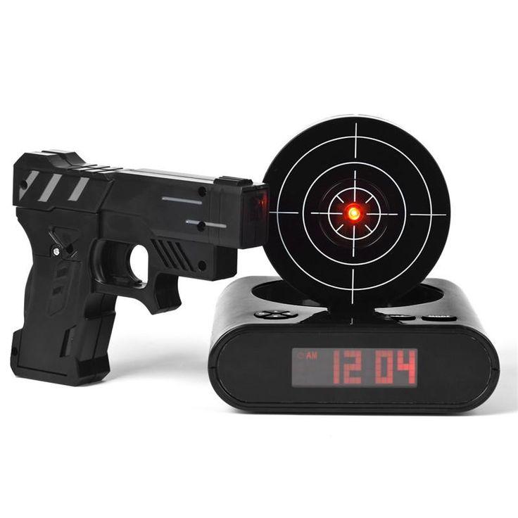 Годинник будильник з мішенню і пістолетом Gun Alarm Clock