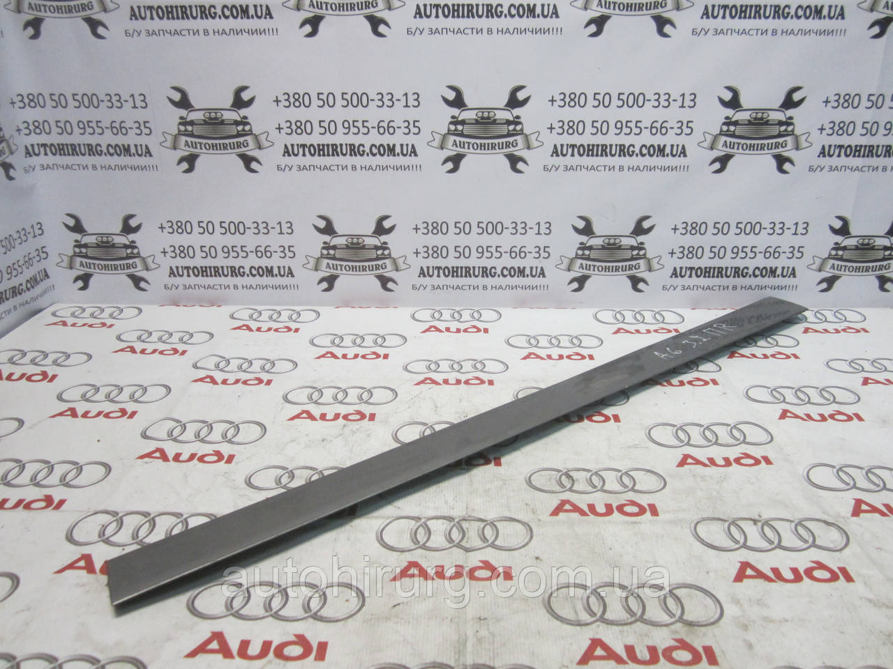 Молдинг передніх правих дверей AUDI A6 C6