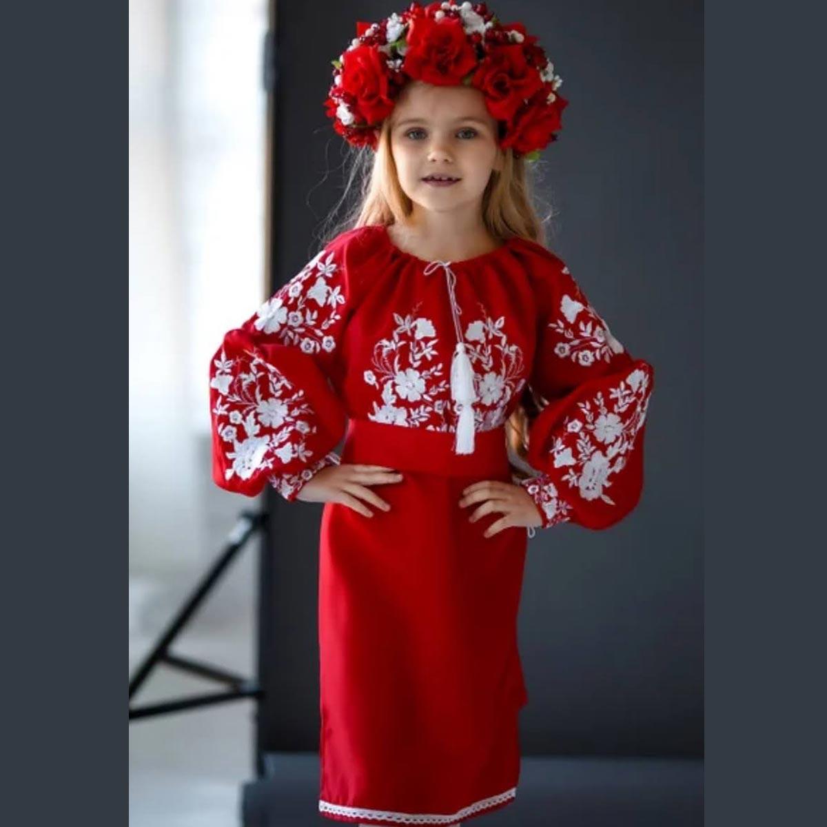 Вишите плаття для дівчинки червоне р.116.128.134.146.