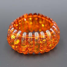 Браслет з синтетичного бурштину на резинці, темно-оранжевий, внутрішній діаметр 6 см, висота 35 мм