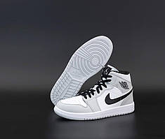 Високі баскетбольні кросівки Nike Air Jordan 1 Mid Grey Retro (Найк Аір Джордан Ретро сірого кольору 36-45)