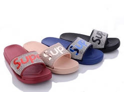 Стильні жіночі шльопанці Lion