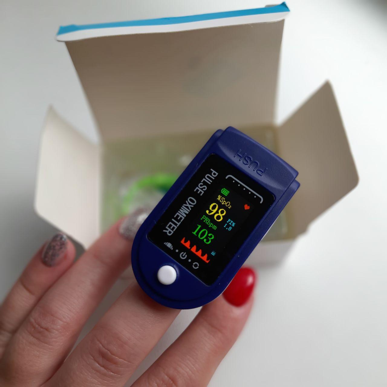 Пульсоксиметр Fingertip Pulse Oximeter LK-87 1 шт Cине-белый (0274) - фото 2 - id-p1387589460