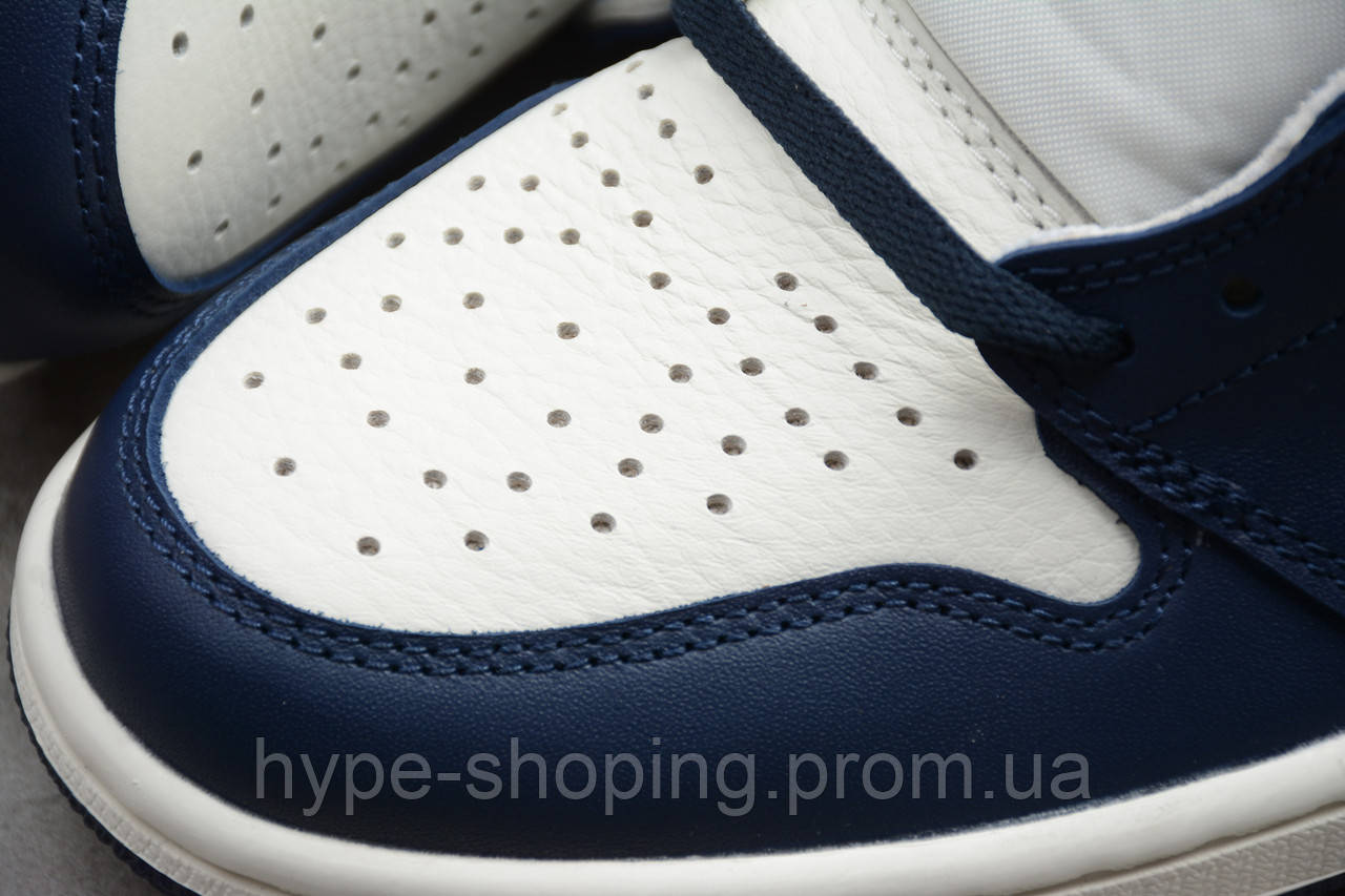 Nike blue jordan 1 sales