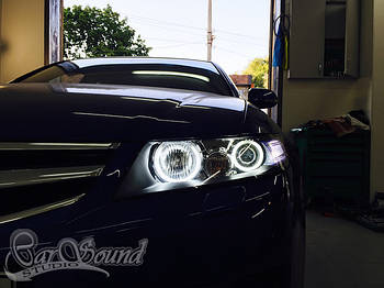 Оченята Honda