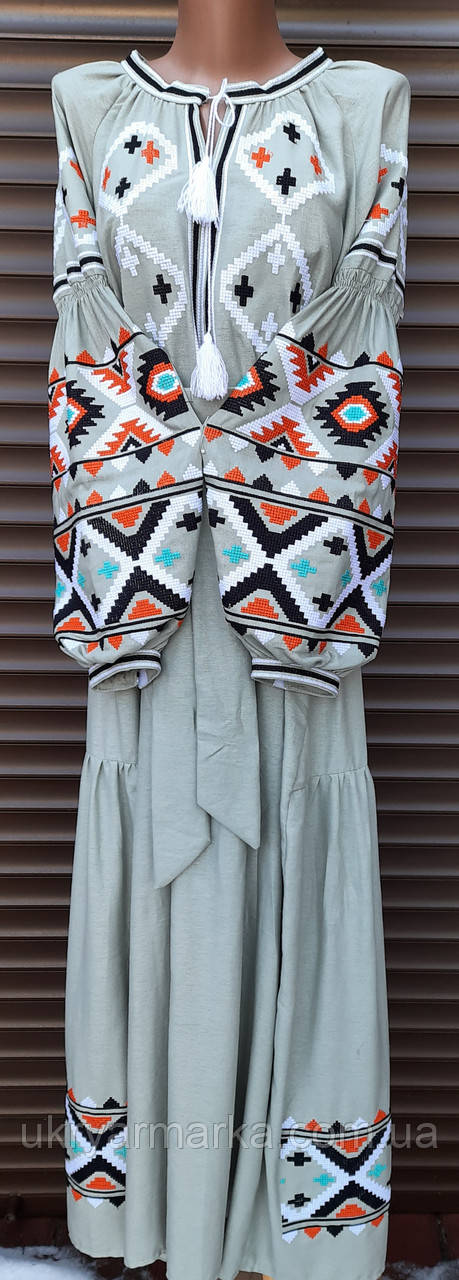 Довга вишита сукня бохо "Геометрика"