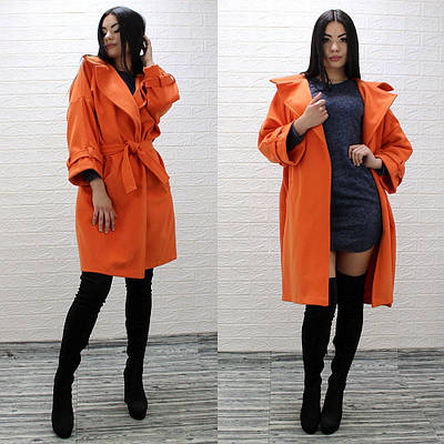 Женское демисезонное пальто oversize 42-48 оранжевого цвета