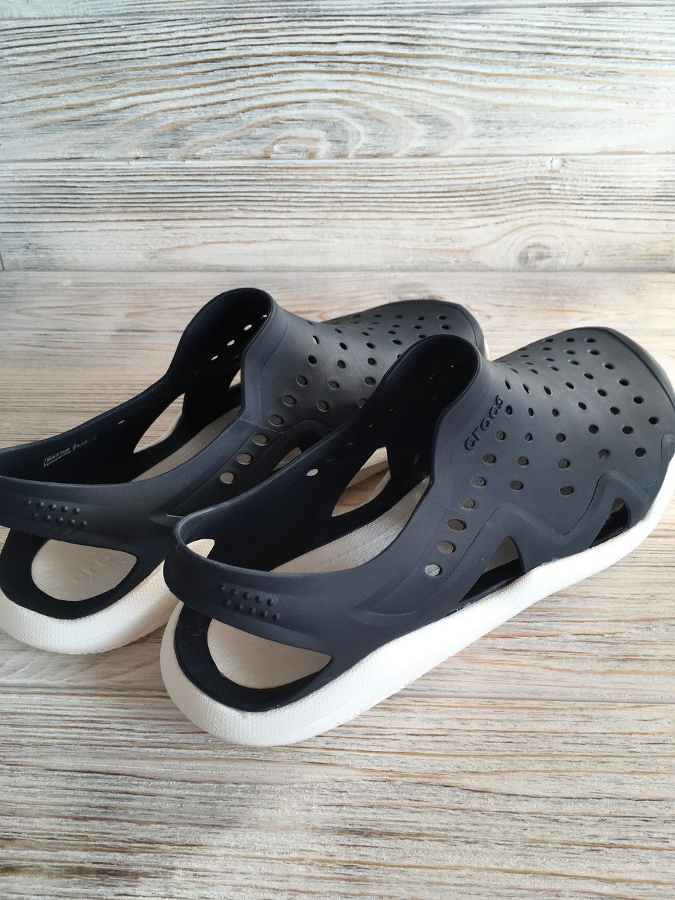 Crocs swiftwater on sale wave black