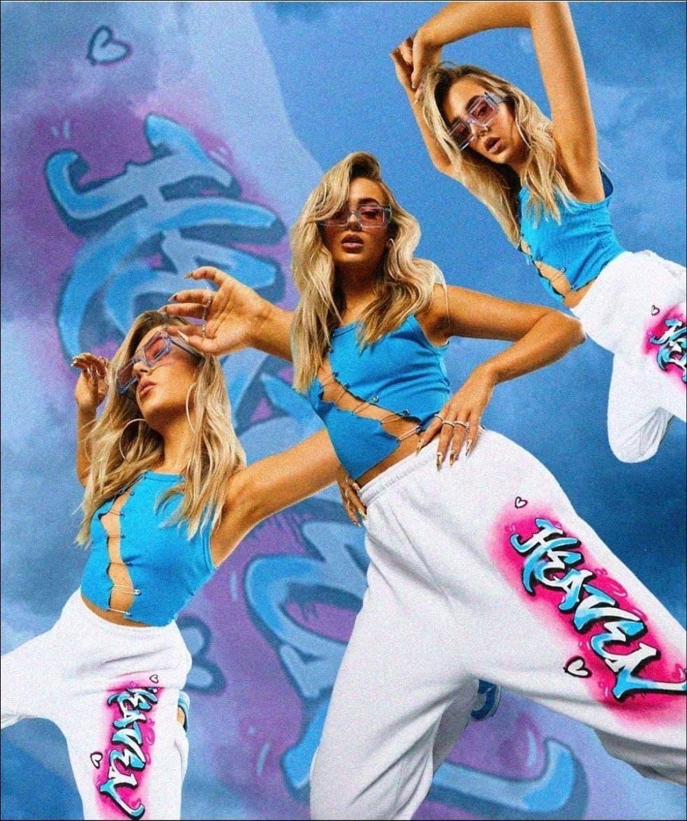 Стильні білі та сірі спортивні штани з написами двонитка