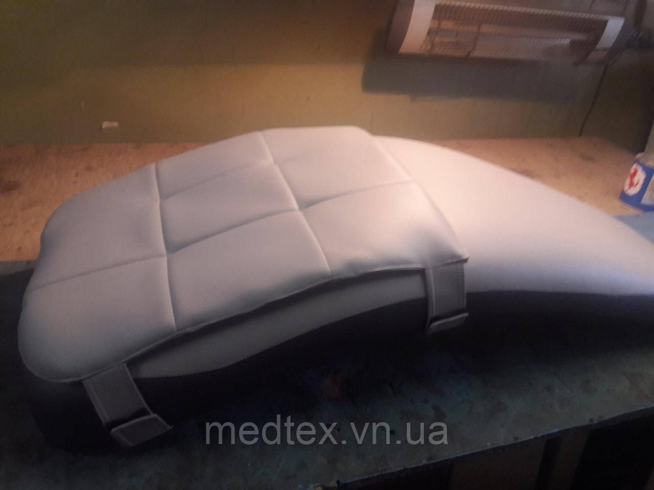 Захисний килимок Антиджинс із фіксацією на стоматологічне крісло