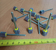 Наждачный 10/10/3 Klingspor зерно 240 круг лепестковый