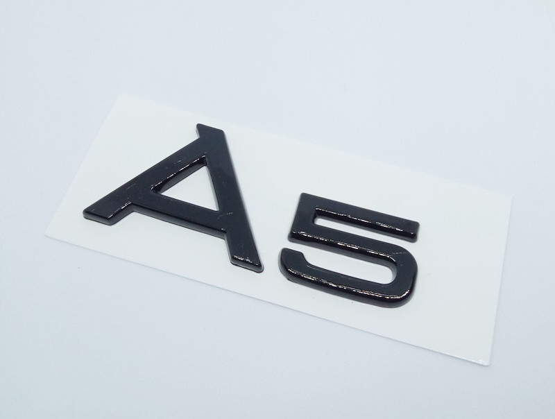 Емблема шильдик A5 чорна на кришку багажника AUDI
