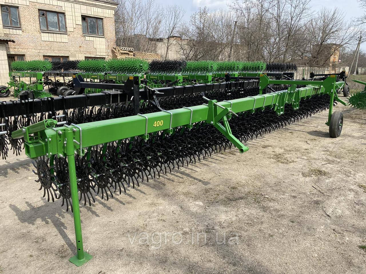 Ротаційна борона John Deere 400 6.1 м з транспортним пристроєм