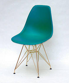 Стілець Nik GD-ML зелений 43 на золотих металевих ніжках, дизайн Eames DSR Eiffel Gold Leg