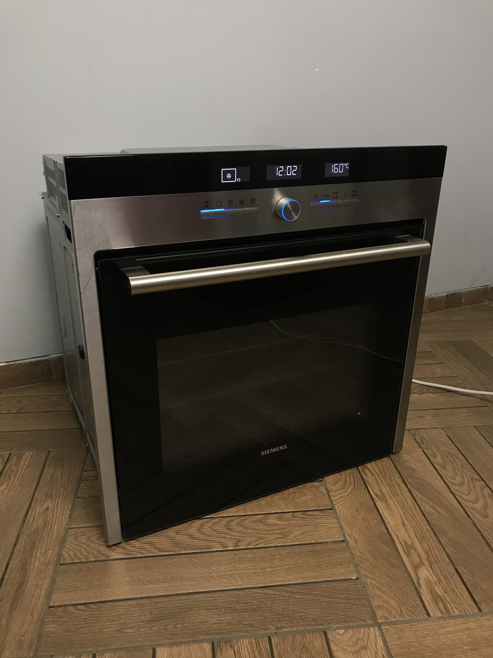 Духова шафа Siemens HB36RB560