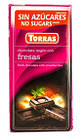 Шоколад без цукру Torras чорний з шматочками полуниці Іспанія 75 г, фото 2