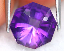 Натуральний Аметист 2.68Ct. 10 x 10 x 5.7mm