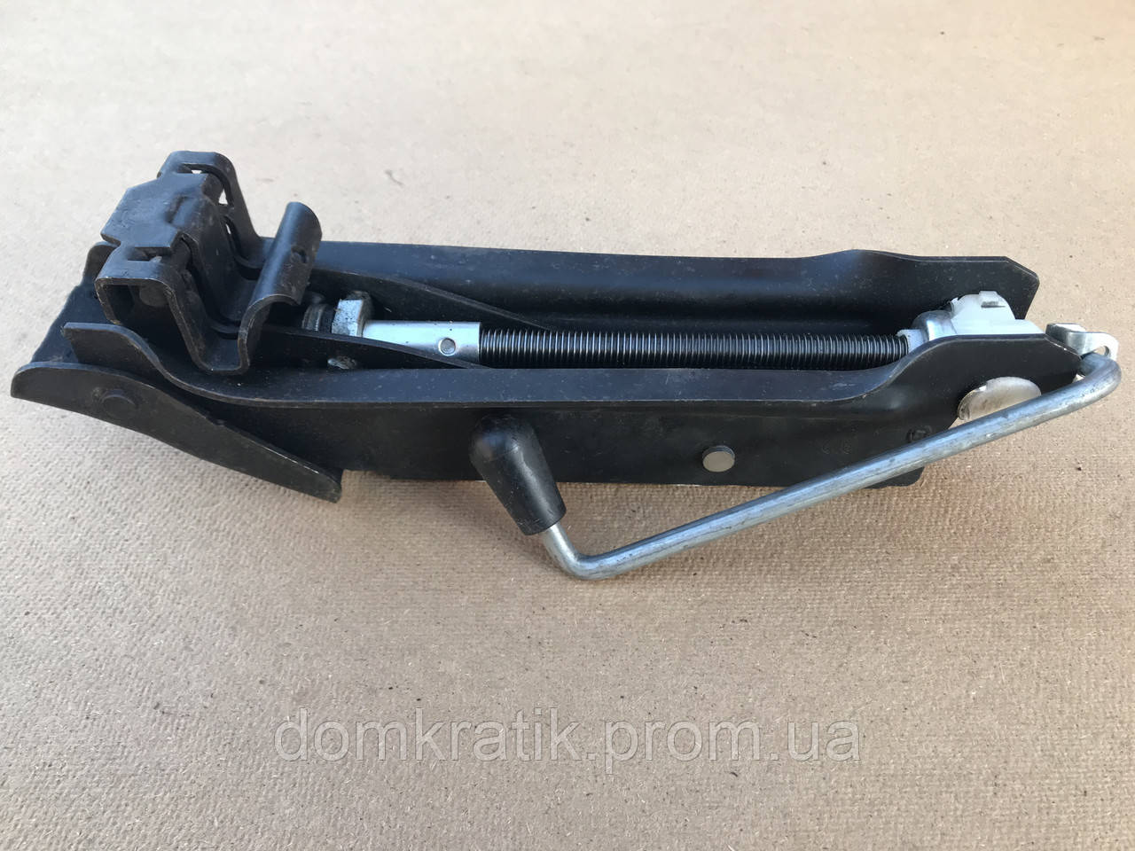 Домкрат на Volkswagen Golf 6 (Фольксваген Гольф 6), цена 650 грн — Prom ...