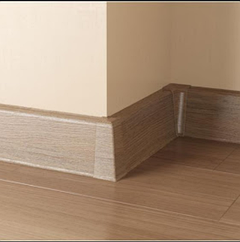 Підлогові плінтуси