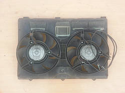 Дифузор вентилятора охолодження радіаторів у зборі Audi 100 A6 C4 91-97г