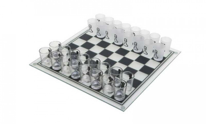 Алко гра шахи з чарками (28х28 см) Гранд Презент 086s