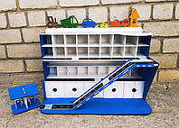 Дерев'яний гараж для машинок. Дерев'яне паркування з ім'ям.