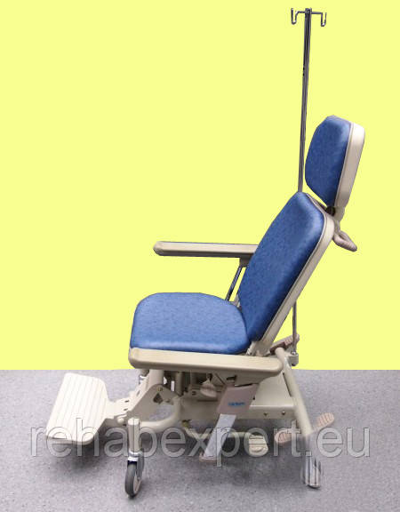 Медичне Крісло для транспортування пацієнтів Hill-Rom ANATOME SM647B