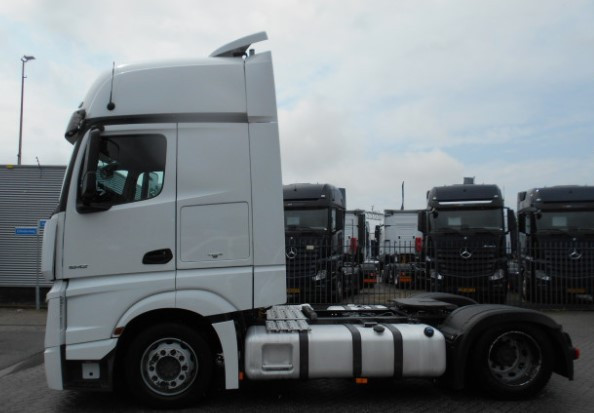 Тягач Мерседес ACTROS 1842 LLS 4x2