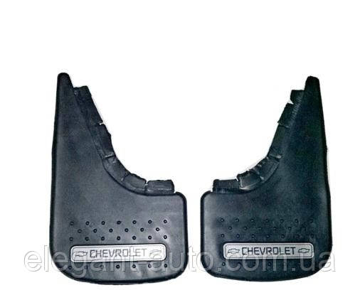 Бризковики малі "Chevrolet" Серебренн. напис + М'який бриз-к із видавлен. шипами "Елегант"(2шт)