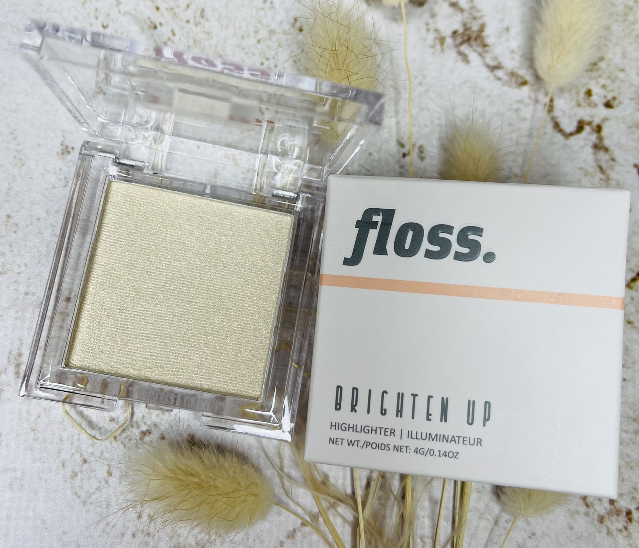 Ілюмінатор для шкіри обличчя FLOSS Brighten Up Highlighter