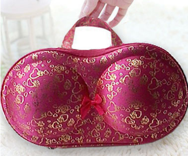 Органайзер - сумочка для бюстгальтеров (с сеточкой) розовый в сердечки