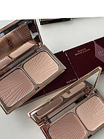 Палитра для лица Filmstar Bronze & Glow Face Sculpy & Highlight от бренда Charlotte Tilbury