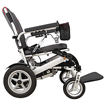 Легка складана електрична коляска для інвалідів MIRID D6034. Складається з допомогою пульта., фото 2