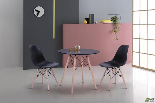 Круглый стол Helis в интерьере