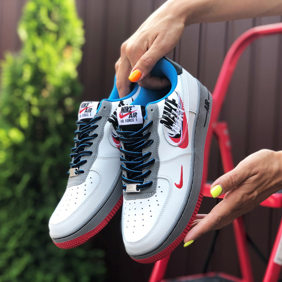 Кросівки жіночі Nike Air Force 1 шкіряні Білий Червоний Блакитний