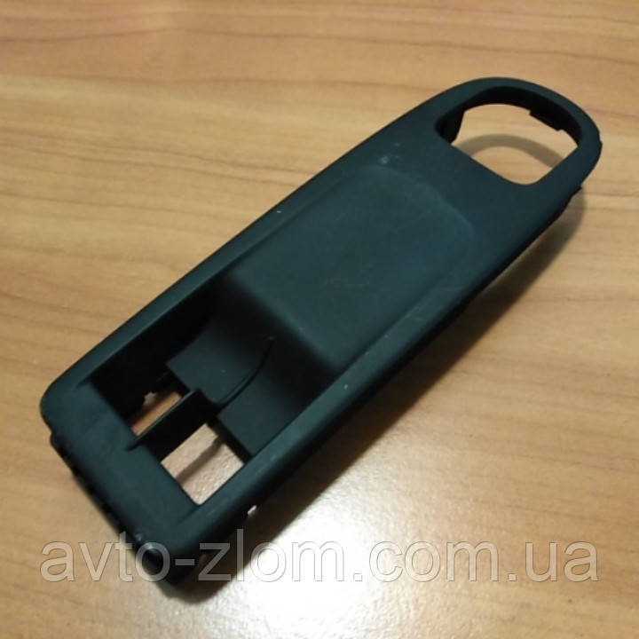 Рамка кнопок склодувників Volkswagen Golf 6, Гольф 6. 5K0867255., фото 1