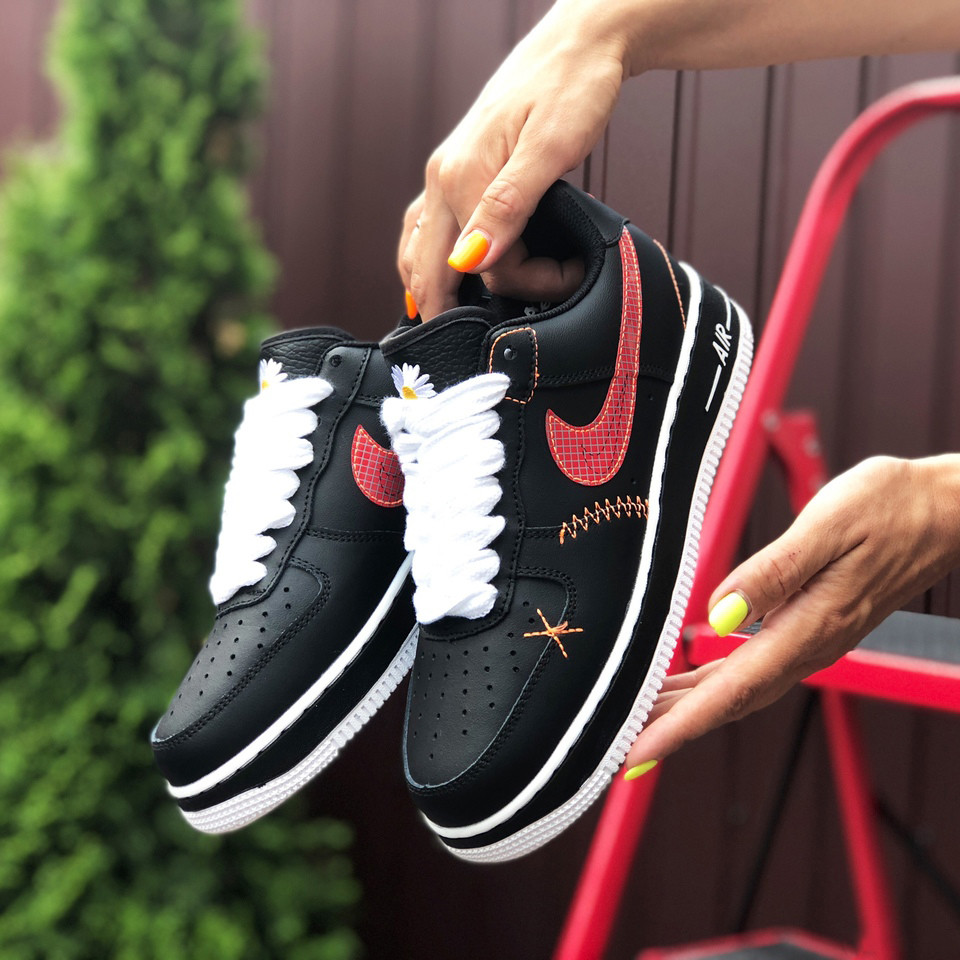 Кросівки жіночі Nike Air Force 1 шкіряні Чорно-білий Червоний