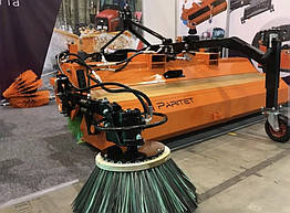 Щітка (прибиральна машина) на екскаватор-навантажувач